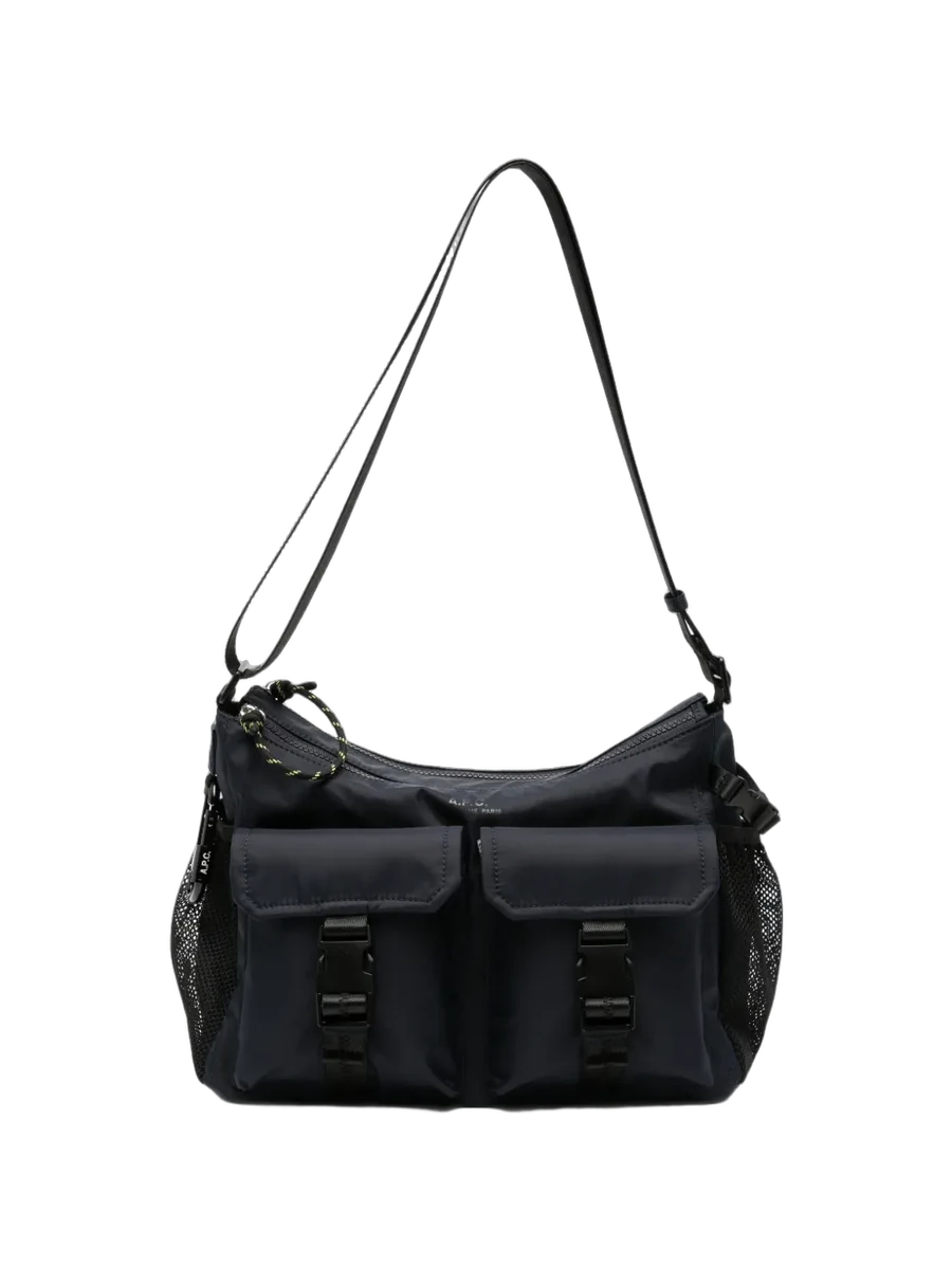 아페쎄 A.P.C. buckle-fastening Crossbody Bag 제품 사진 아페쎄 A.P.C. buckle-fastening Crossbody Bag 제품 사진
