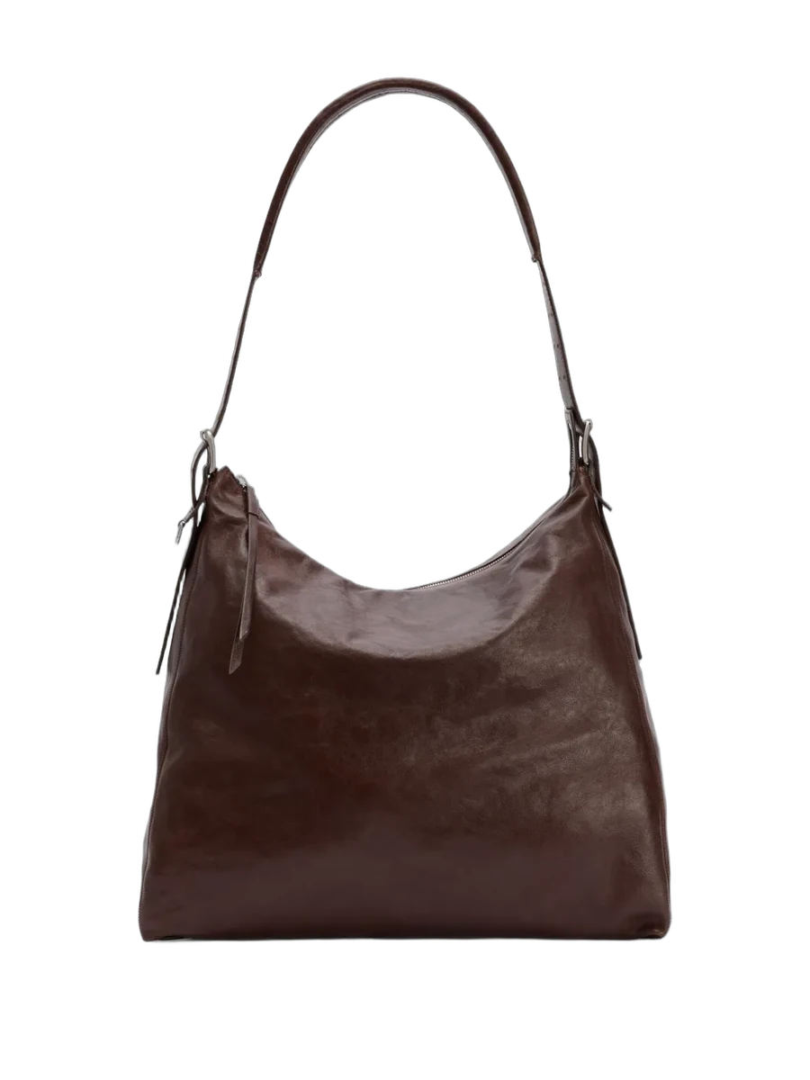르메르 LEMAIRE Belted Shoulder Bag In Leather 제품 사진 르메르 LEMAIRE Belted Shoulder Bag In Leather 제품 사진