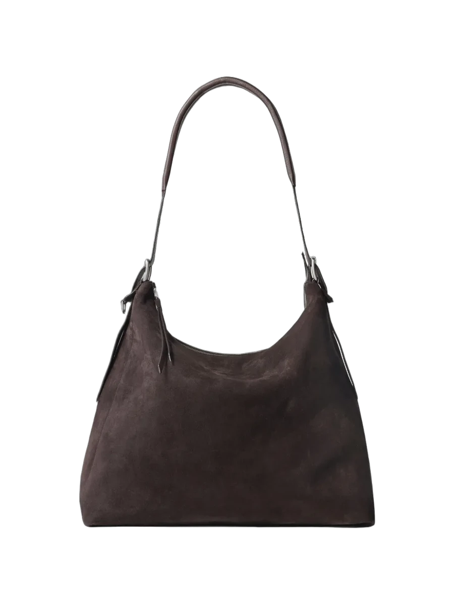 르메르 LEMAIRE Belted Shoulder Bag In Suede Leather 제품 사진 르메르 LEMAIRE Belted Shoulder Bag In Suede Leather 제품 사진