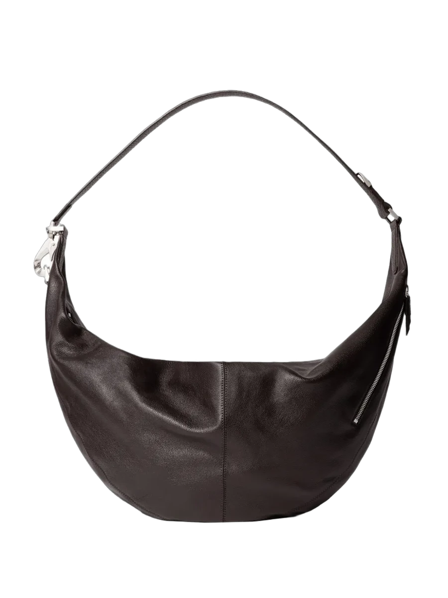 르메르 LEMAIRE Large Quiver Clip Bag In Leather 제품 사진 르메르 LEMAIRE Large Quiver Clip Bag In Leather 제품 사진