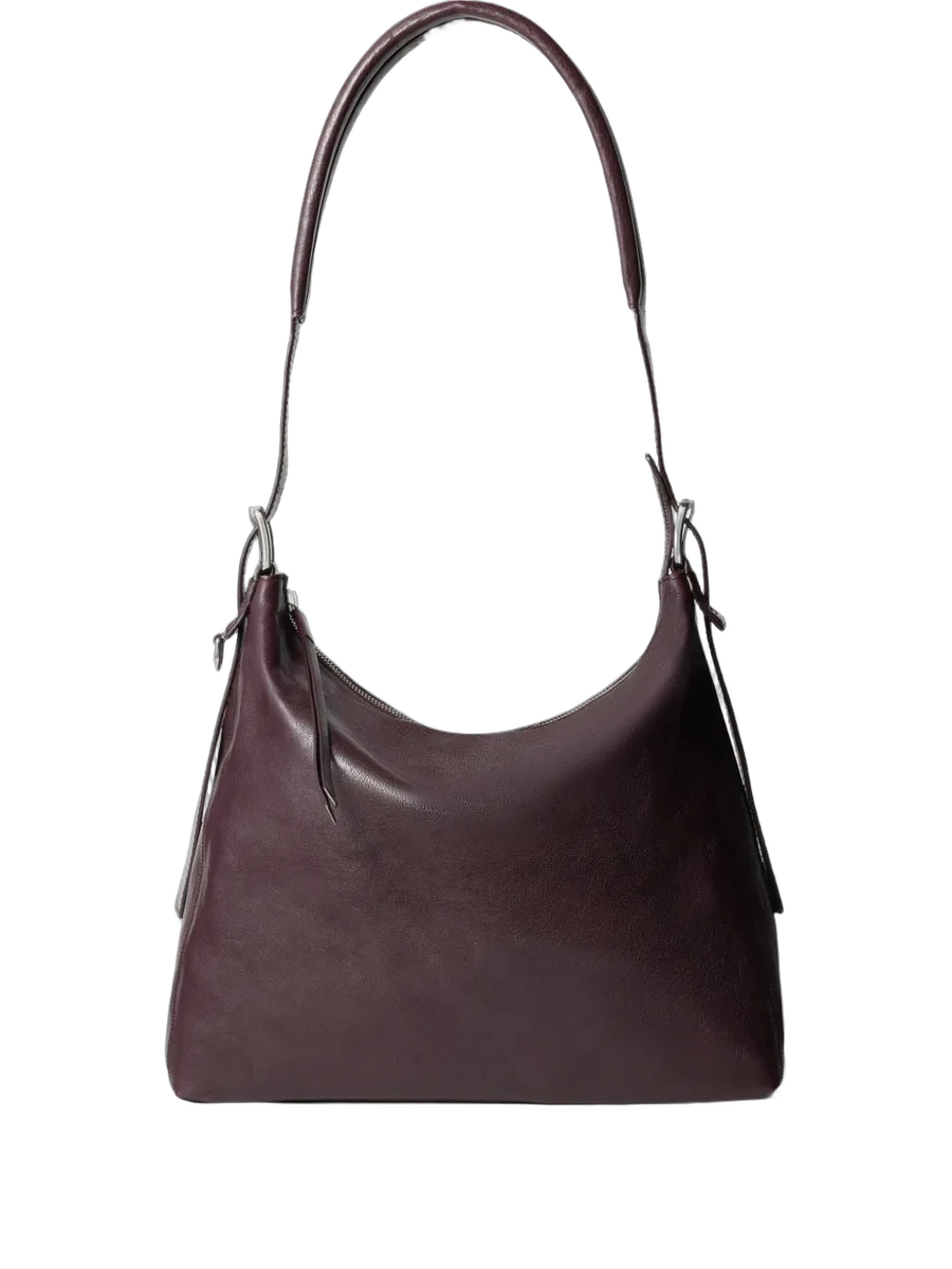 르메르 LEMAIRE Small Belted Shoulder Bag In Leather 제품 사진 르메르 LEMAIRE Small Belted Shoulder Bag In Leather 제품 사진