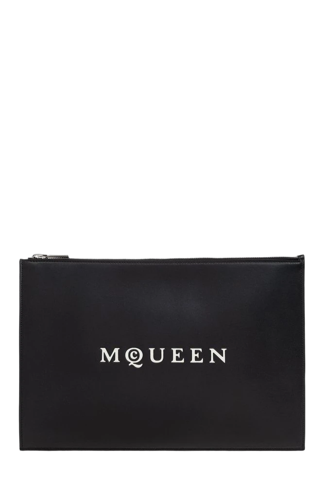 Alexander McQueen 로고 프린트 지퍼 클러치 백