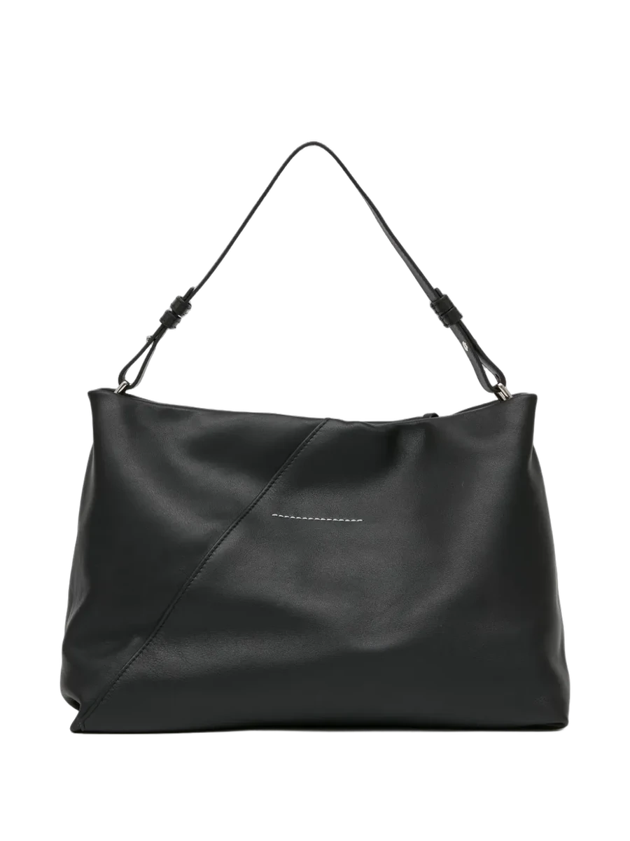 MM6 메종 마르지엘라 MM6 Maison Margiela Folded Leather Clutch Bag 제품 사진 MM6 메종 마르지엘라 MM6 Maison Margiela Folded Leather Clutch Bag 제품 사진