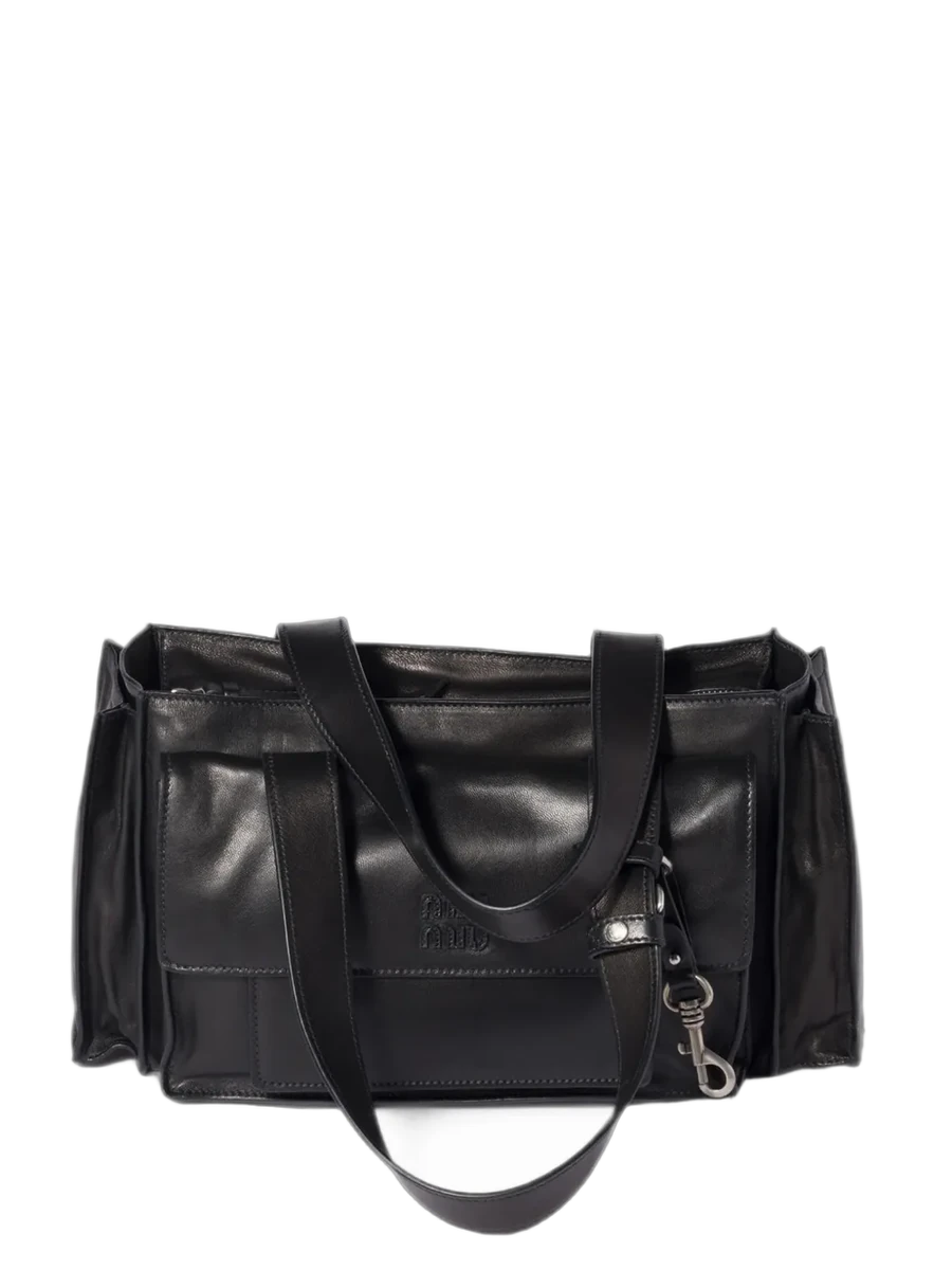 미우미우 Miu Miu Utilitaire pocket-detail Tote Bag 제품 사진 미우미우 Miu Miu Utilitaire pocket-detail Tote Bag 제품 사진