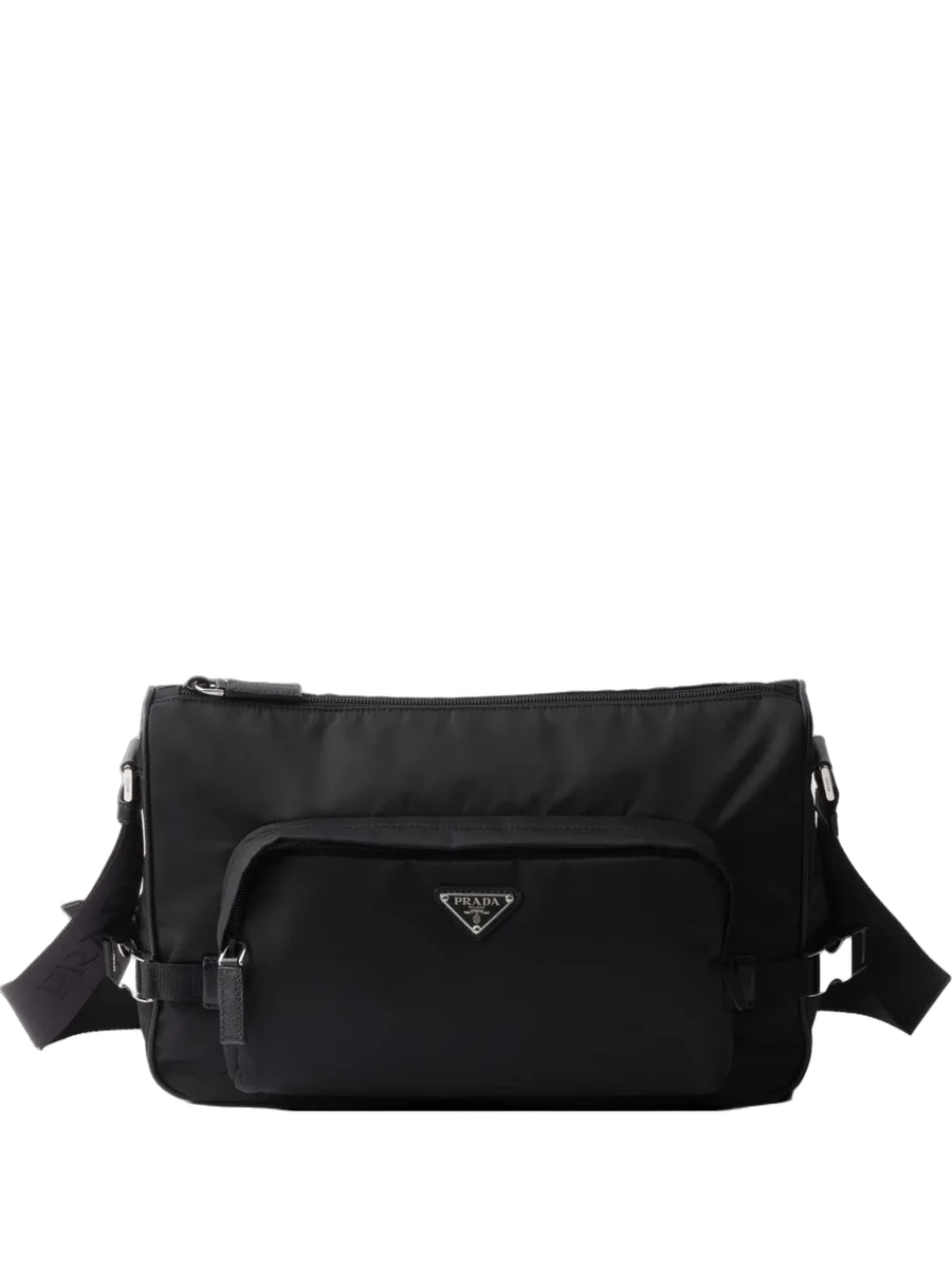 프라다 Prada Large Re-nylon And Saffiano Leather Shoulder Bag 제품 사진 프라다 Prada Large Re-nylon And Saffiano Leather Shoulder Bag 제품 사진