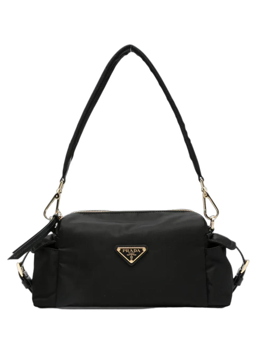 프라다 Prada logo-plaque Shoulder Bag 제품 사진 프라다 Prada logo-plaque Shoulder Bag 제품 사진