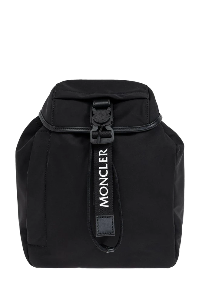 몽클레르 Moncler 트릭 버클 스트랩 백팩 제품 사진 몽클레르 Moncler 트릭 버클 스트랩 백팩 제품 사진